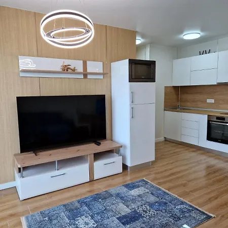 Promenada Sea View With Private Parking شقة Năvodari