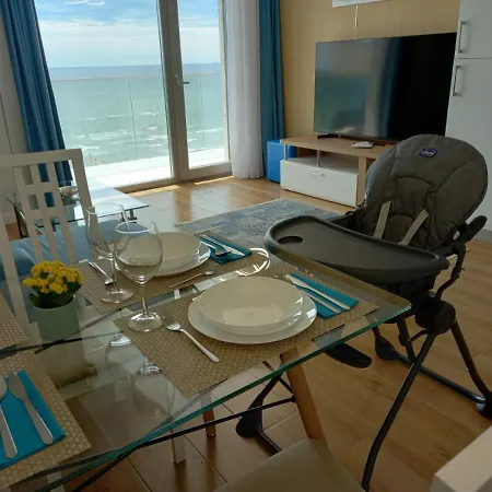 Promenada Sea View With Private Parking Apartmán Năvodari