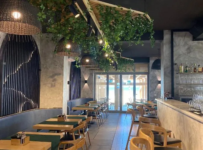 Апартаменты Promenada Sea View With Private Parking *